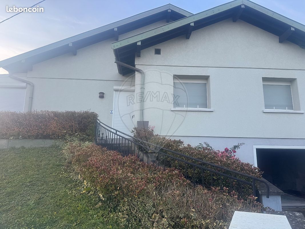 Maison 4 pièces 85 m² · à Montreux-Vieux · 85 m² · 231 000 €