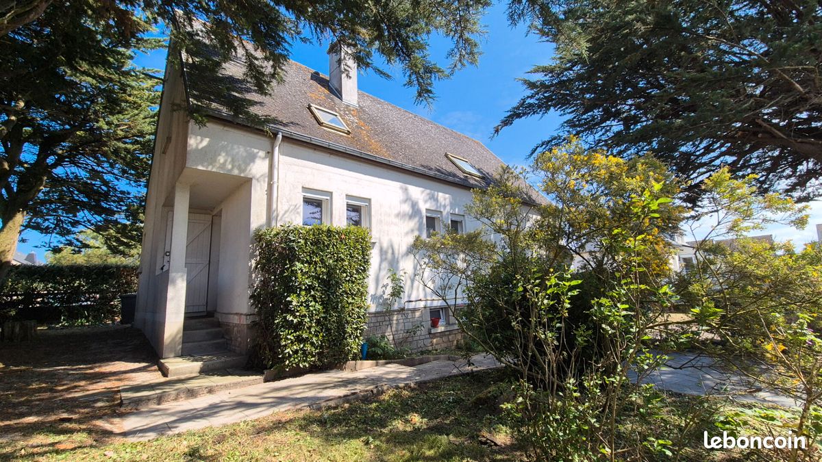Maison 8 pièces 151 m² · à Quinéville · 151 m² · 273 286 €