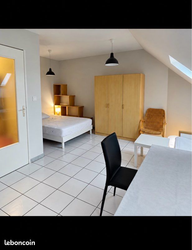 Appartement 1 pièce 28 m² · à Lons-le-Saunier · 28 m² · 465 €/mois