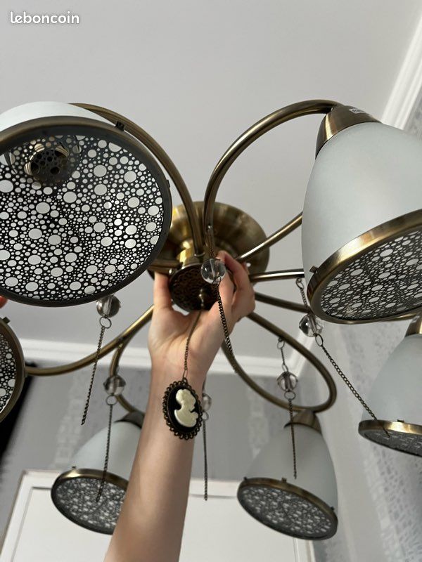 Lustre (image 4)