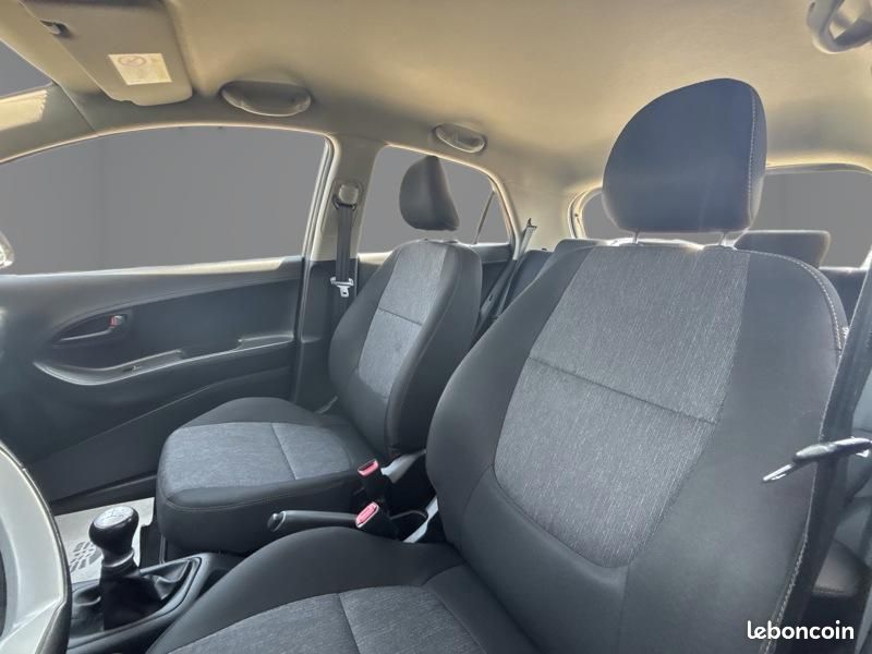 Kia Picanto Active 1.0 69 ch (image 12)