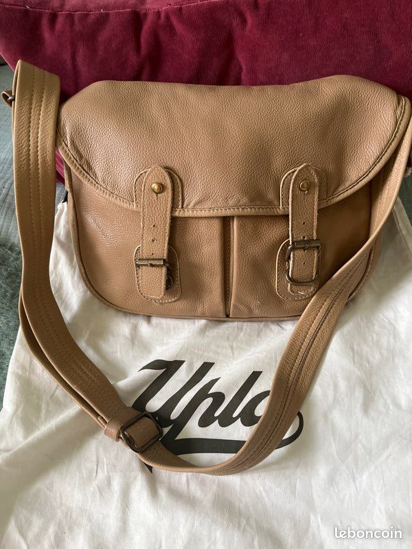 Besace Upla Cuir Besace Upla Tout En Cuir Grainé Sable 35/24/7 Cm