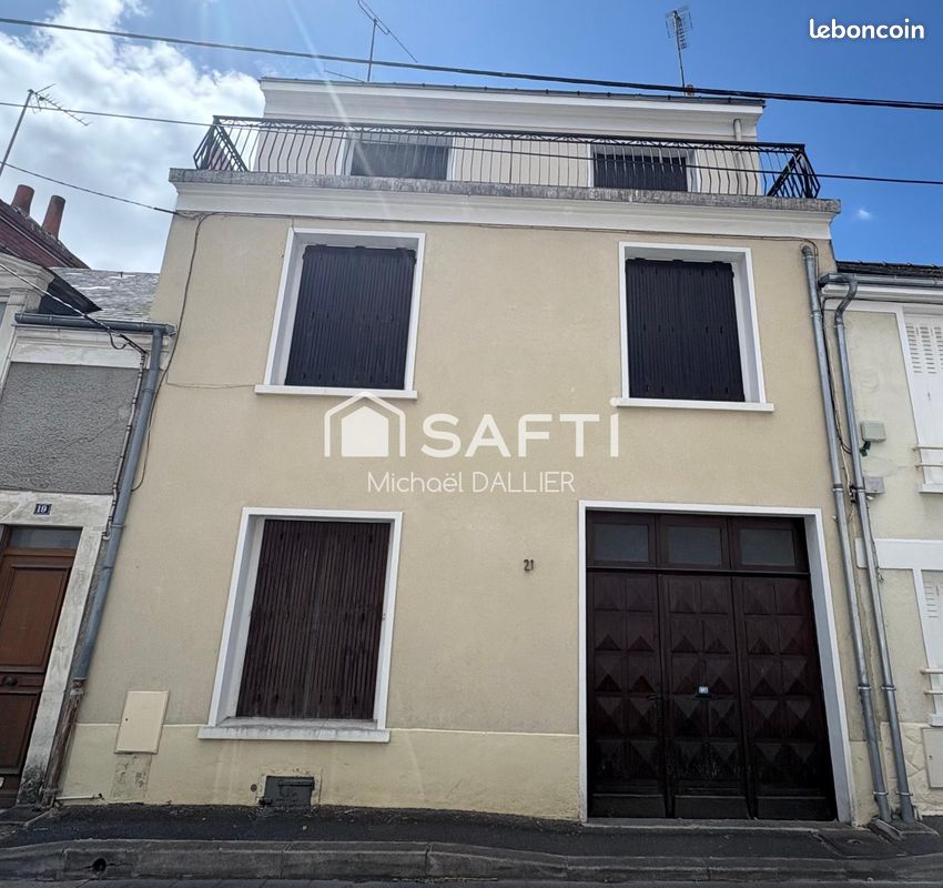 Maison 6 pièces 131 m² · à Châteauroux · 131 m² · 102 500 €