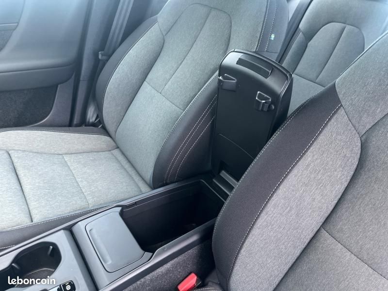 Volvo XC40 B3 163ch Start DCT 7 (image 16)