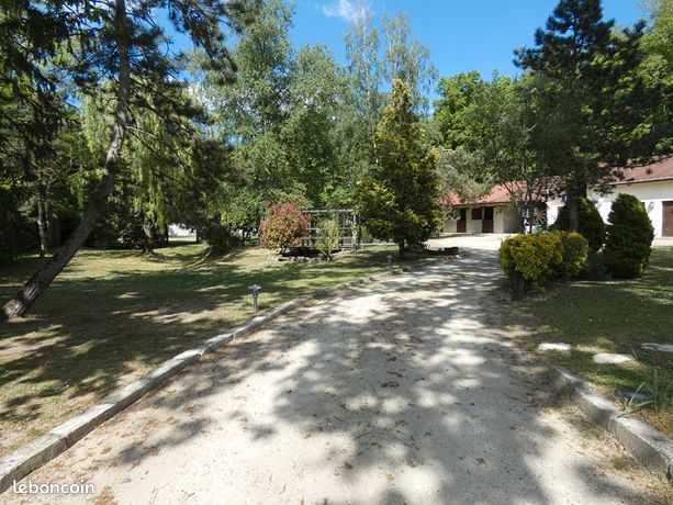 Propriété 6 pièces 190 m²