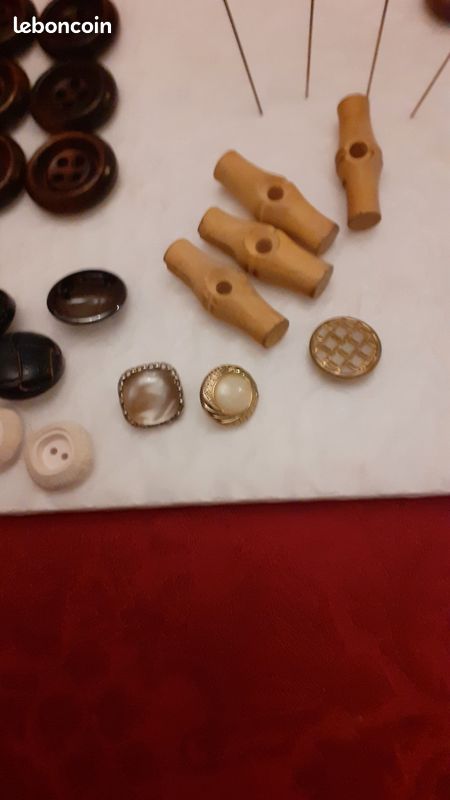 Épingles à chapeau. Boutons divers (image 3)