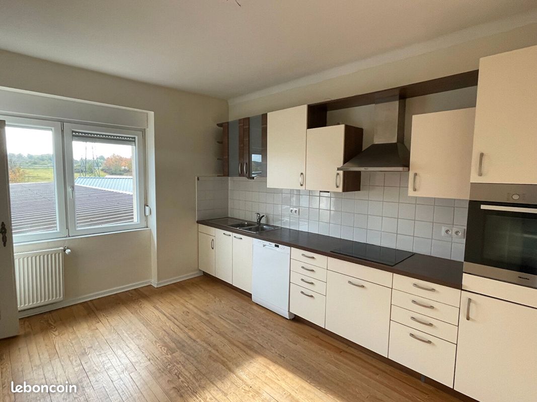 Appartement 5 pièces 126 m² · à Freyming-Merlebach · 126 m² · 635 €/mois
