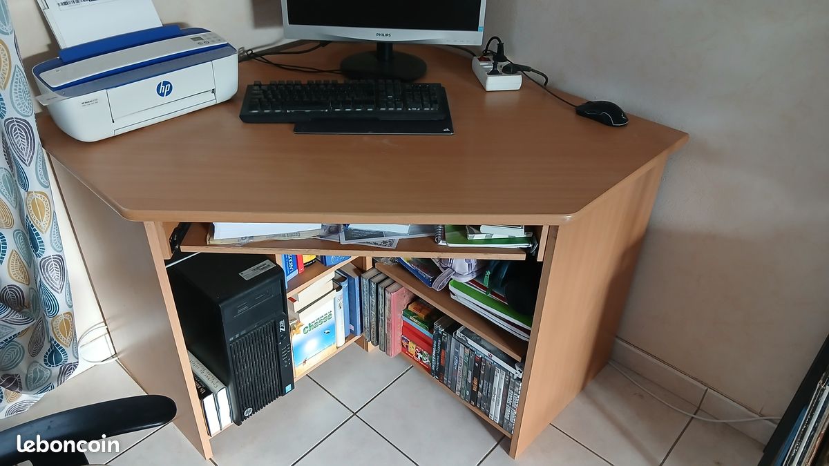 Bureau d'angle (image 1)