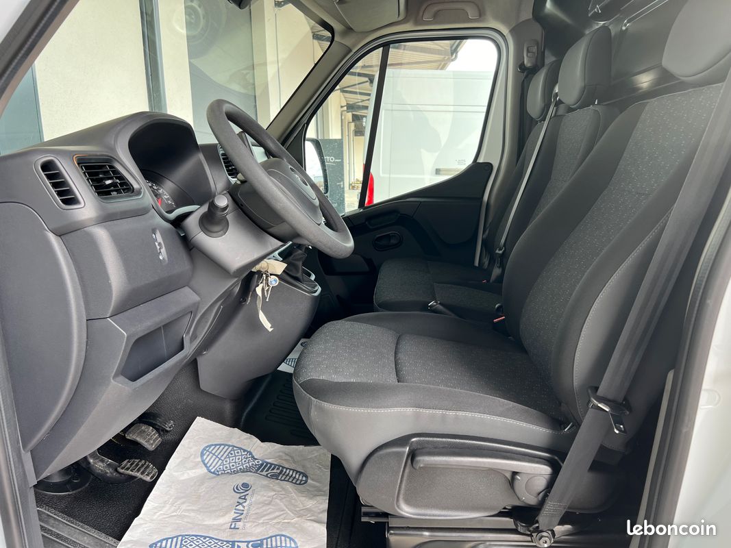 Opel MOVANO 2.3 DCI 135 CH BITURBO F3300 L2H2 3.5T 3 PLACES/ CAMERA DE RECUL/CARPLAY/ LED/ GPS/ CLIM/REPRISE POSSIBLE/FINANCEMENT POSSIBLE (image 8)