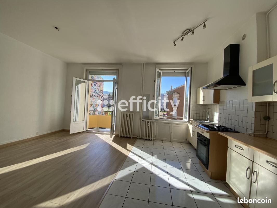 Appartement 2 pièces 57 m² · à Saint-Étienne · 57 m² · 62 000 €
