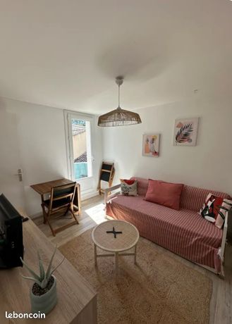 2 pièces, centre, balcon, etudiant