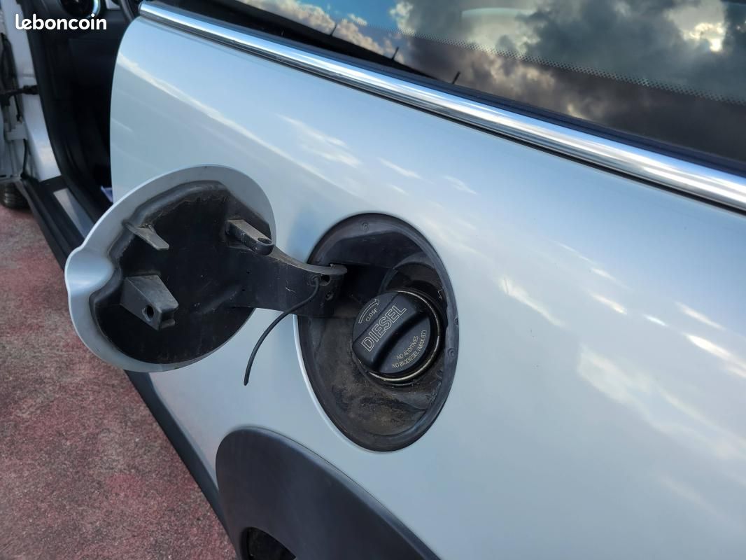 Mini COOPER D (image 19)