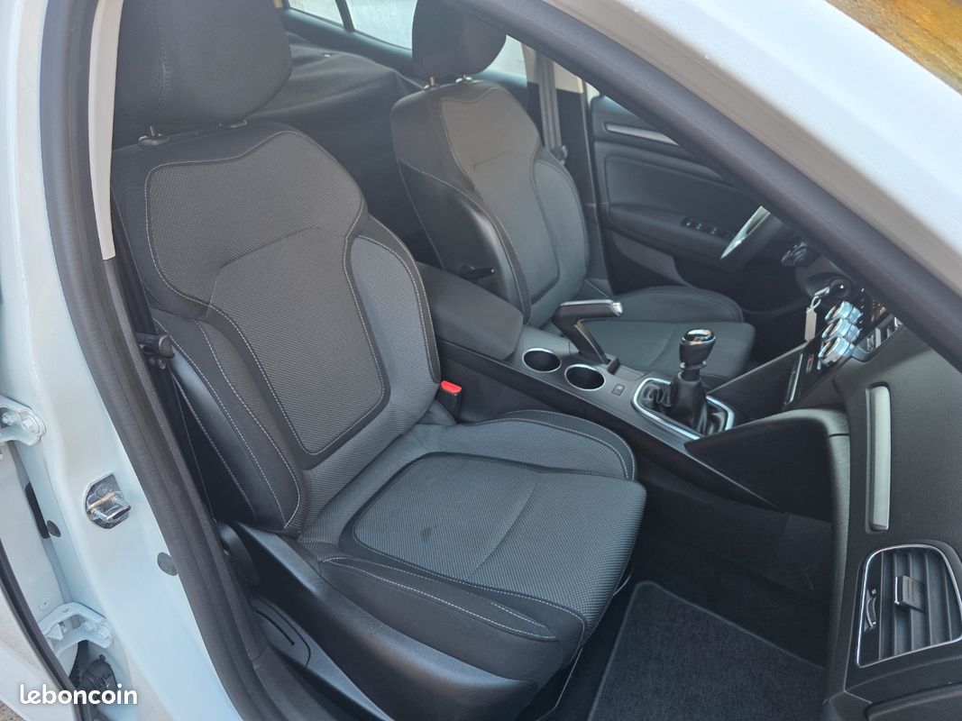 ✅renault megane iv blue dci 115 ch AFFAIRE⏩️ FULL LED (image 7)