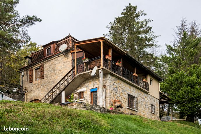 Propriété 5 pièces 130 m²