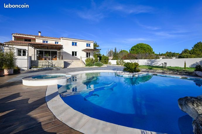 Maison 8 pièces 175 m²