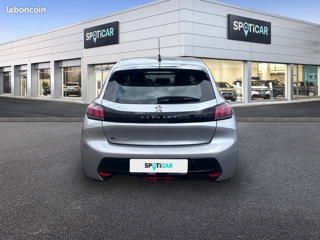 PEUGEOT 208 Electrique 50 kWh 136ch Allure (image 5)