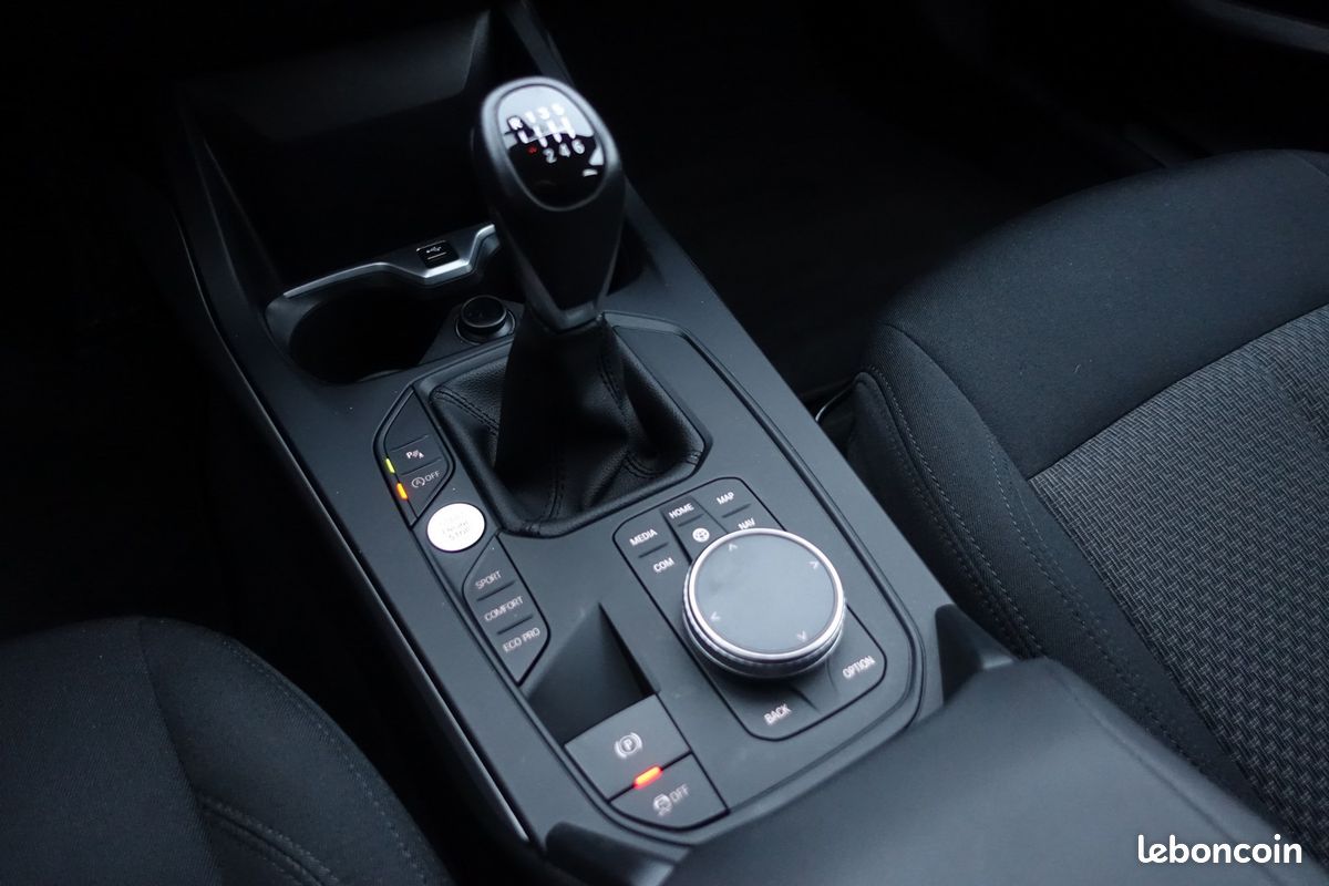 Série 1 116d Live cockpit/Gps europe/LED/Climatisation/CarPlay/Régulateur/1*Main/Garantie 12 mois (image 9)