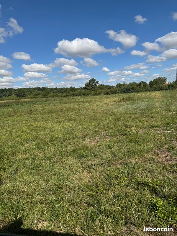 Terrain à bâtir · à Le Controis-en-Sologne · 32 500 €