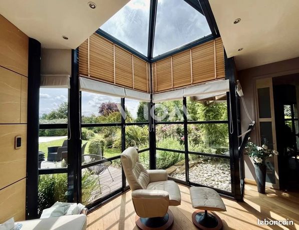 Propriété 7 pièces 220 m²