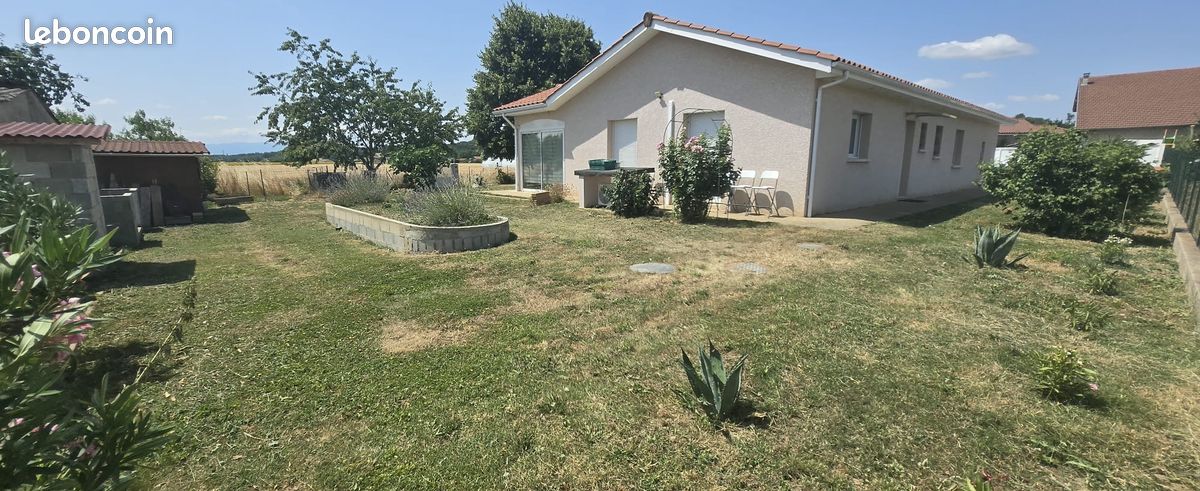 Maison 4 pièces 111 m² · à Beaurepaire · 111 m² · 295 000 €