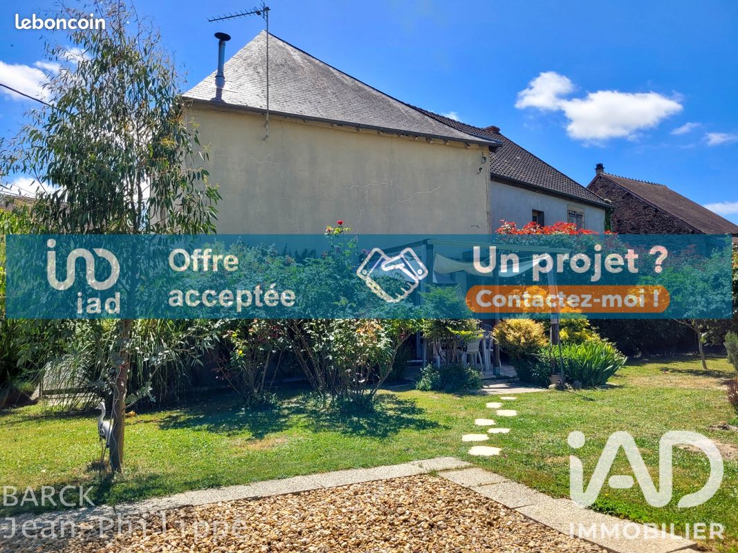 Maison 3 pièces 70 m² · à Chambérat · 70 m² · 64 000 €