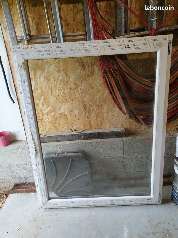 Fenêtre PVC (image 1)