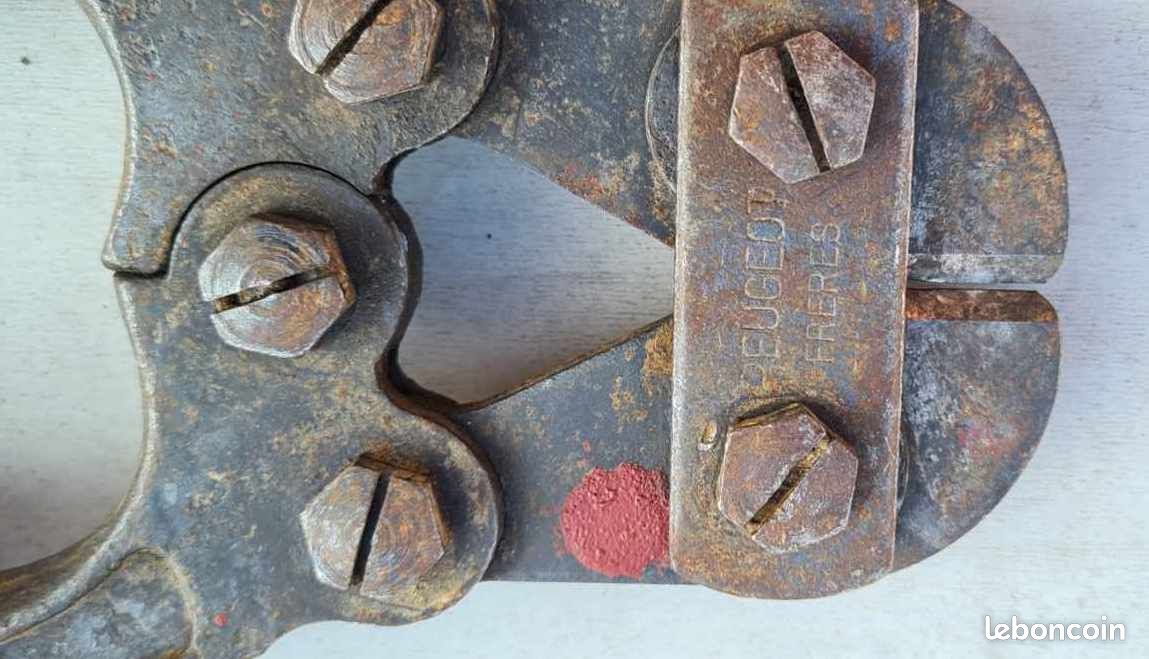 Paire de pinces à pantalon chromées pour vélo