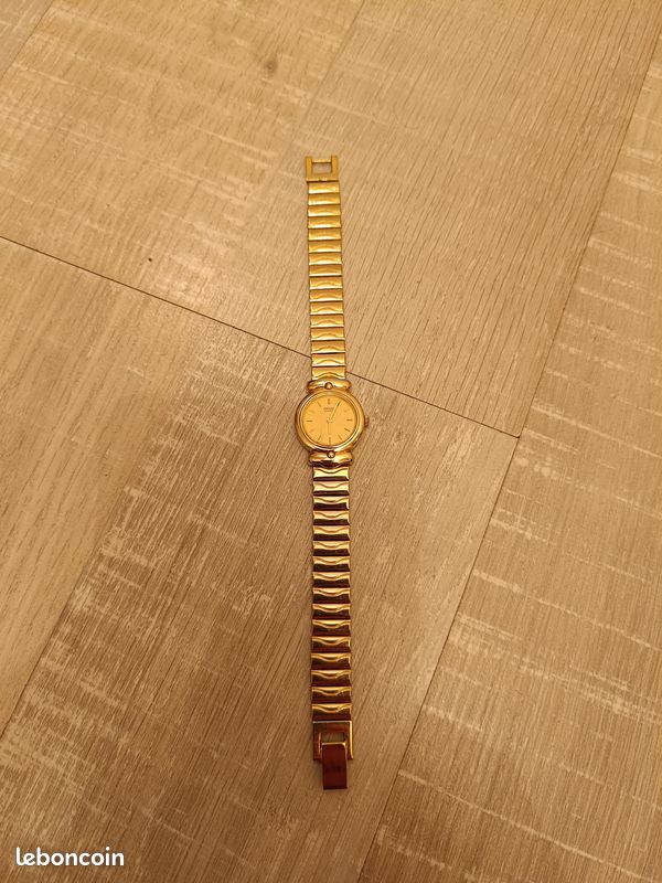 Ancienne montre femme Seiko Quartz steel back Collection