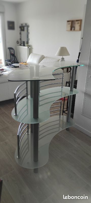 Bar en verre trempé et acier (image 1)