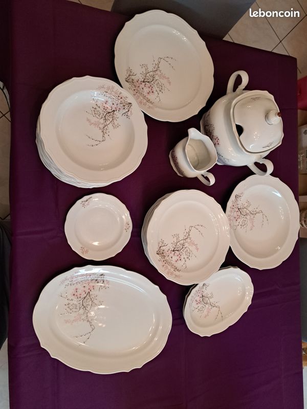 Lot De 4 Assiettes Creuses à Soupe Winterling Röslau Bavaria, Porcelaine Allemande Années 70, Motif Floral Blanc Rose Doré