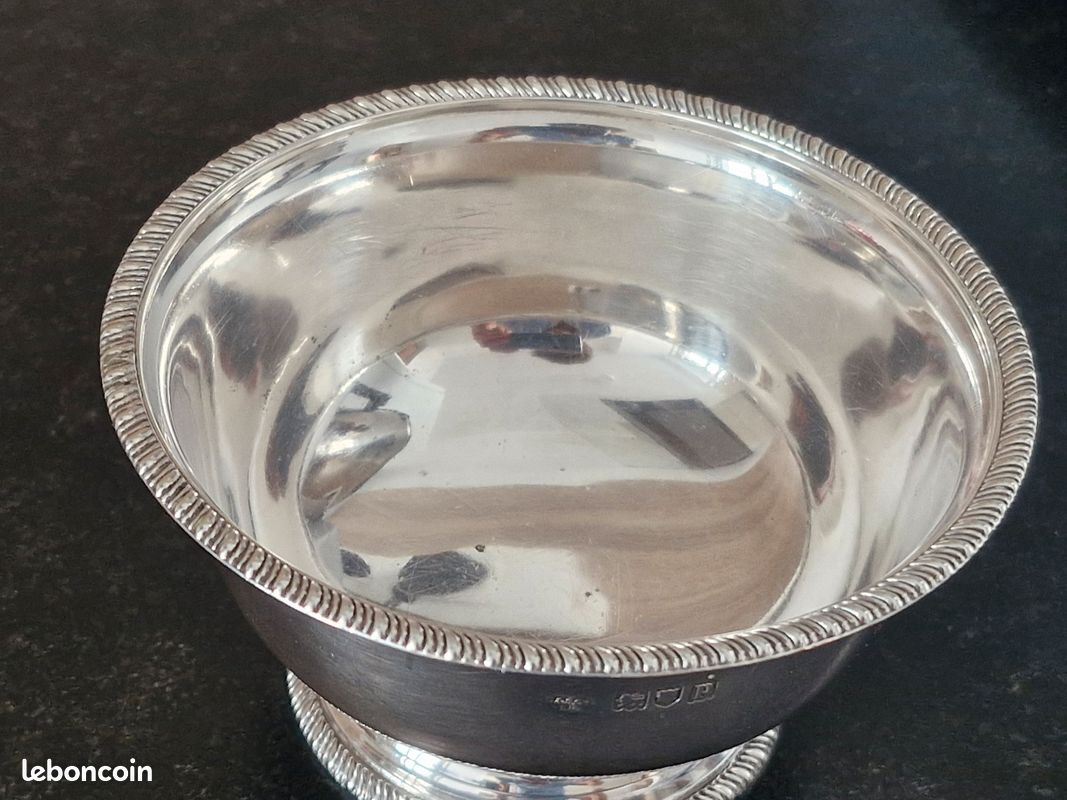 Vends coupe anglaise en argent massif (image 4)