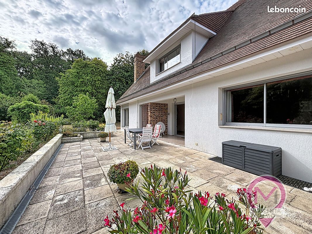 Maison 7 pièces 175 m² · à Saint-Pierre-lès-Elbeuf · 175 m² · 349 000 €