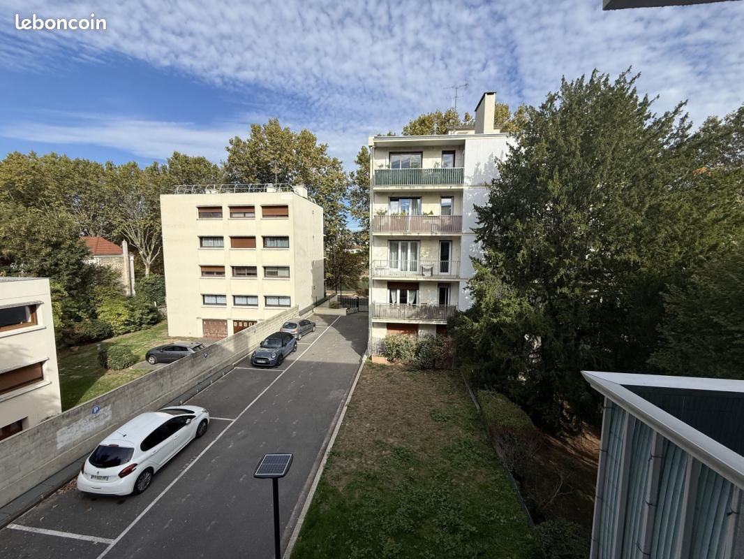 Appartement 1 pièce 32 m² · à Saint-Maur-des-Fossés · 32 m² · 179 000 €