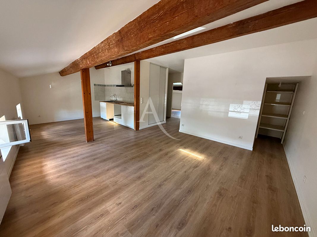 Appartement 3 pièces 61 m² · à Carcassonne · 61 m² · 490 €