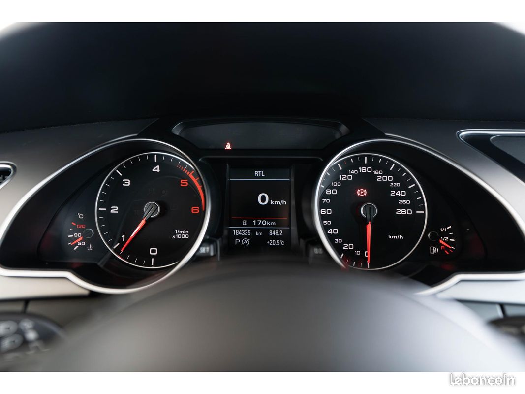 AUDI A5 Sportback 2.0 TDI - 190 - S-Tronic Business line (image 24)