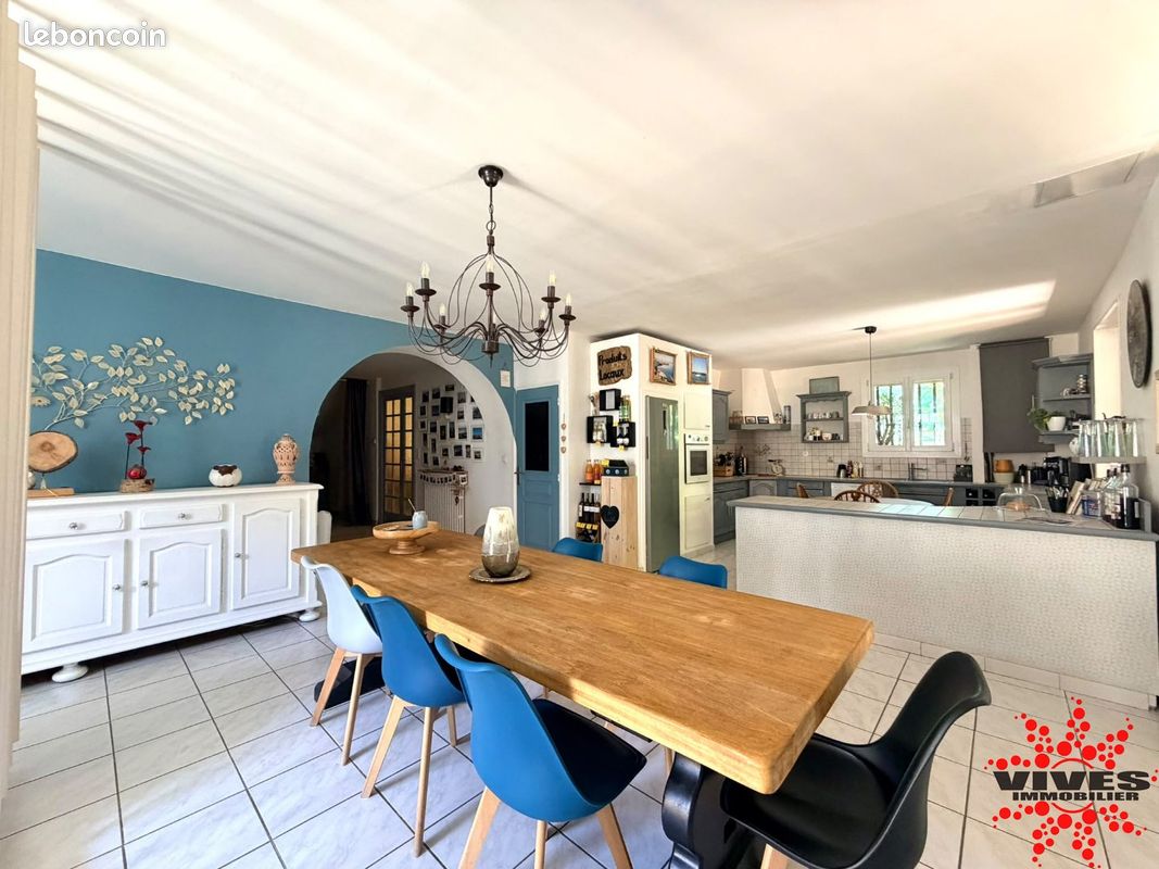 Maison 10 pièces 226 m² · à Servian · 226 m² · 359 000 €