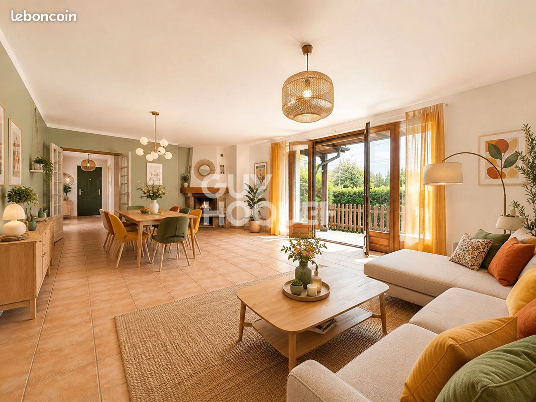 Maison 6 pièces 163 m² · à Saint-Vit · 163 m² · 275 000 €