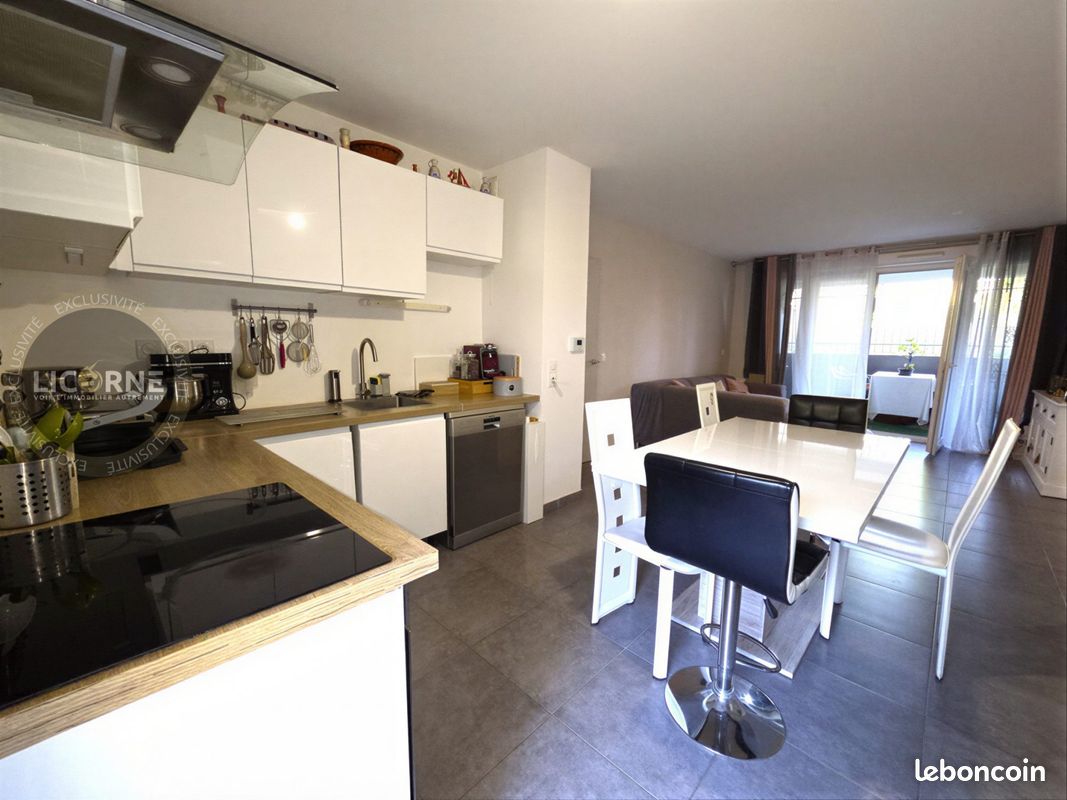 Appartement 3 pièces 67 m² · à Marseille · 67 m² · 175 000 €