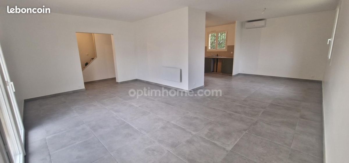 Maison 4 pièces 120 m² · à Saint Mitre les Remparts · 120 m² · 422 300 €