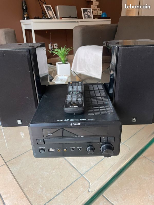 Mini chaîne HiFi Yamaha Model DRX730 Photo, audio & vidéo