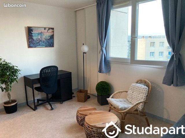 Appartement 1 pièce 25 m² · à Rueil-Malmaison · 25 m² · 880 €/mois