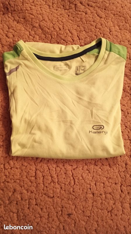 Tee shirt taille S (image 1)