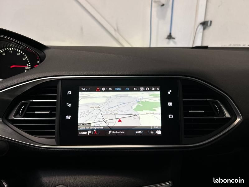 Peugeot 308 SW 1.2 PureTech 110ch E6.c S&S Style (image 13)