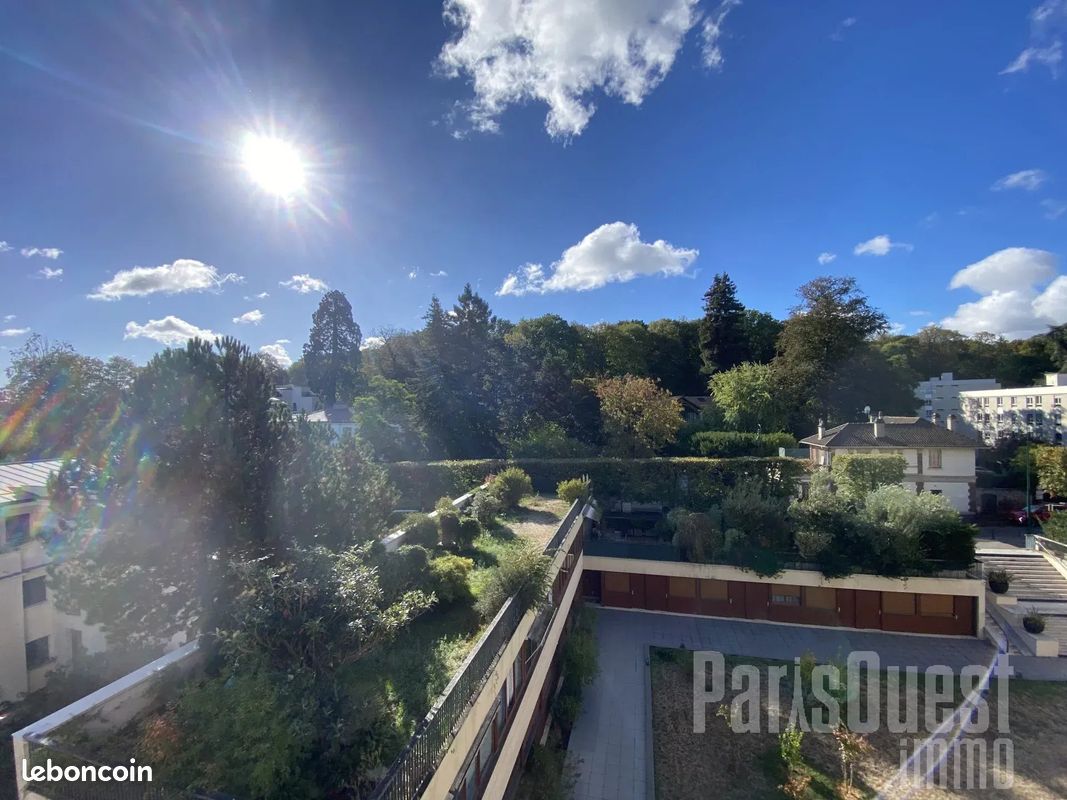 Appartement 4 pièces 97 m² · à Ville-d'Avray · 97 m² · 610 000 €