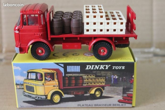 Jouet ancien Dinky Toys Berliet Gak brasseur 588