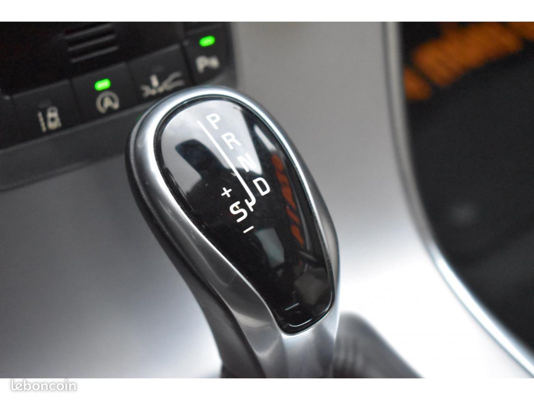 VOLVO XC60 T5 AWD 245 ch Xénium Geartronic A (image 29)
