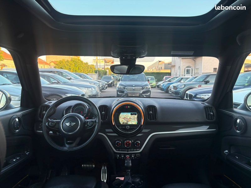 MINI Countryman John Cooper Works 2.0 231 ch BVA8 JCW ALL4 2017 - GPS - Toit Panoramique - Keyless - Suivi complet BMW-MINI (image 4)