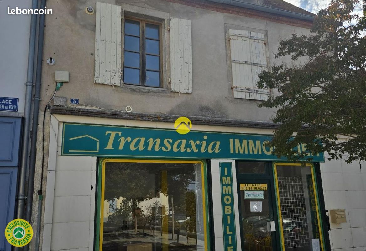 Appartement 7 pièces 127 m² · à Huriel · 127 m² · 70 000 €