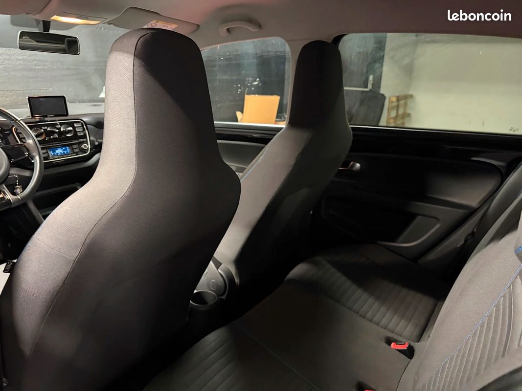 VOLKSWAGEN UP Up 1.0 75 BlueMotion Technology Up Série Cup 6080 (image 13)