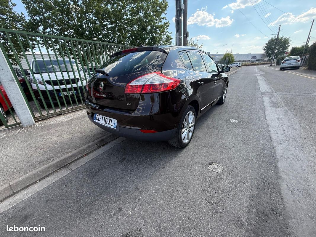 RENAULT Mégane 3 1.9 dCi 131 XV De France (image 3)